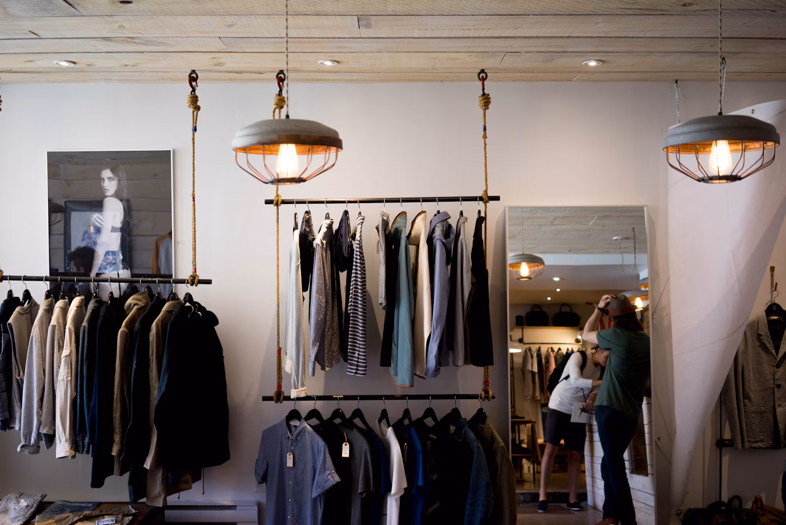 Canais e horário de atendimento da Central Moda Intima
